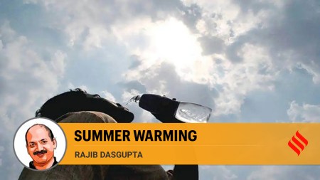 The cases of Ballia and Deoria districts in Uttar Pradesh are worth recounting. These district hospitals witnessed sharp spikes in admissions from certain areas and recorded 150 deaths in five days during the week of June 15-22, 2023.