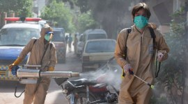 Virus Outbreak Pakistan no alt set