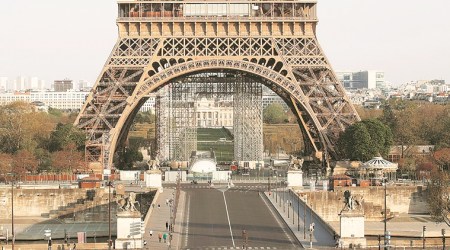 paris, paris scenes, paris travel, sunday eye, corona dairy from paris, coronavirus france, paris coronavirus, covid-19 paris, indianexpress, eye 2020, lockdown dairy,