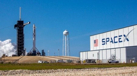 NASA, SpaceX, SpaceX Demo-2 test flight, NASA Demo-2 test flight, NASA ISS, SpaceX flight to ISS, NASA spaceship flight, NASA spaceship flight delayed, SpaceX Demo-2 test flight delayed, Falcon 9 rocket, Crew Dragon