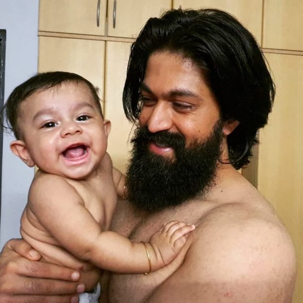 yash with son ayush
