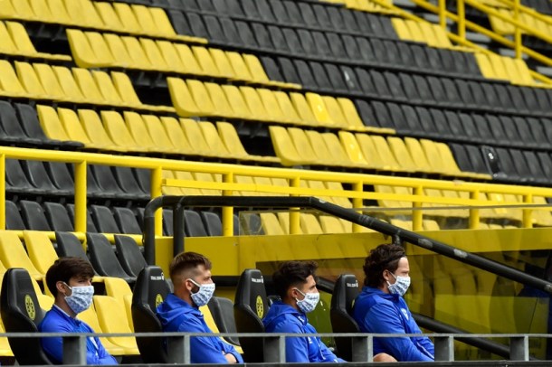 dortmund subs distancing
