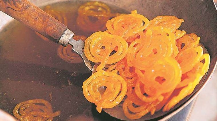 coronavirus, coronavirus outbreak, india lockdown, migrant workers, mohali jalebi shops, mohali jalebi shop worker, indian express news