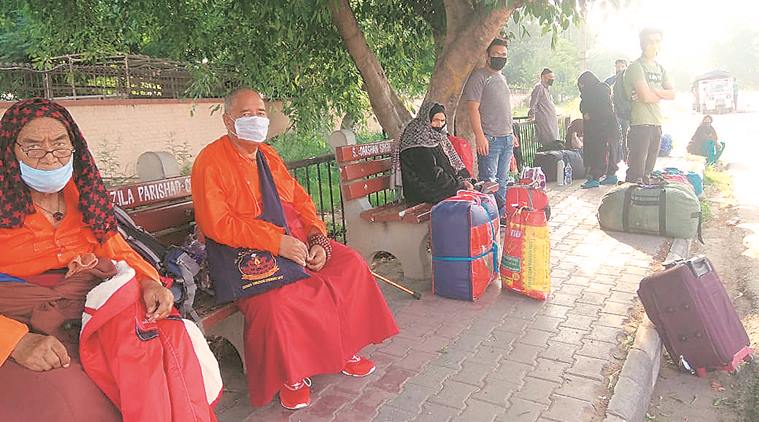 Ladakh natives airlifted, Coronavirus outbreak, India lockdown, Chandigarh news, indian express news