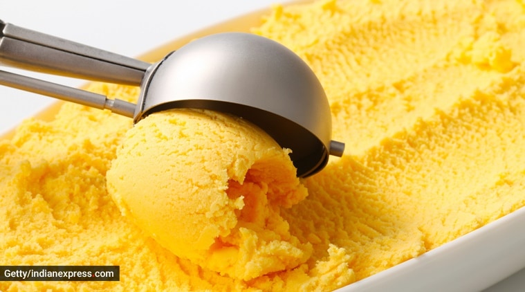 homemade ice cream recipe,how to make ice cream at home,ice cream recipe in Hindi,homemade mango ice cream,easy ice cream recipe,eggless ice cream,eggless mango ice cream,mango ice cream recipe in Hindi,ripe mango recipe,mango recipe,easy ice cream,dessert recipe mango,ice cream recipe without ice cream maker,creamy vegan mango ice cream,mango ice cream recipe condensed milk,mango ice cream with milkmaid