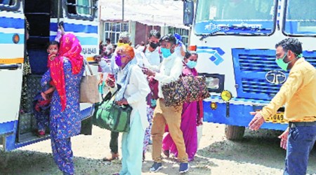 Migrants stranded in Bapu Dham buffer zone being sent back to native states
