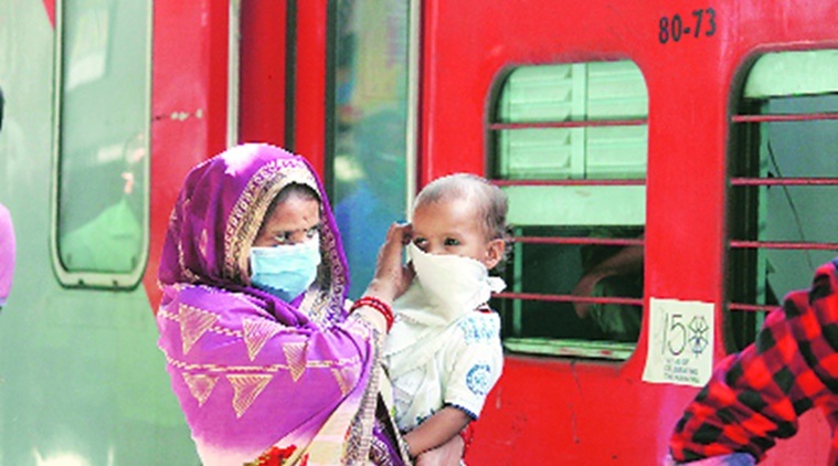 coronavirus, india lockdown, up border seal, migrant workers in gujarat, up migrant workers, indian express news