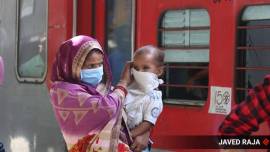 UP government backtracks: Trains ferrying migrants to continue