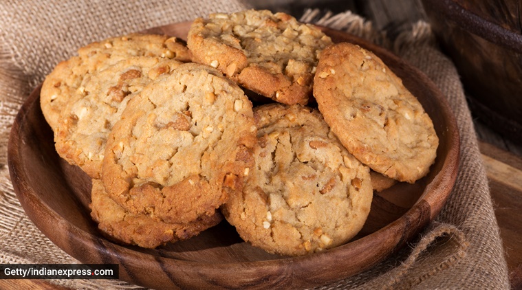 peanut butter cookies easy recipe, peanut butter cookies easy recipe 3 ingredients peanut butter cookies no flour recipe