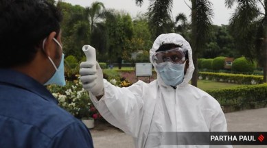 asymptomatic passengers, quarantine center, domestic flight, gujarat news, Indian express news