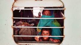 shramik special trains, migrant labourers special trains lockdown, maharashtra govt migrant labourers train,