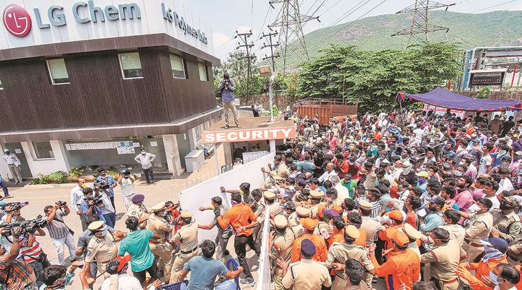 vizag gas leak, lg polymer gas leak, vizag gas leak protests, protests with bodies, vishakhapatnam gas leak, indian express