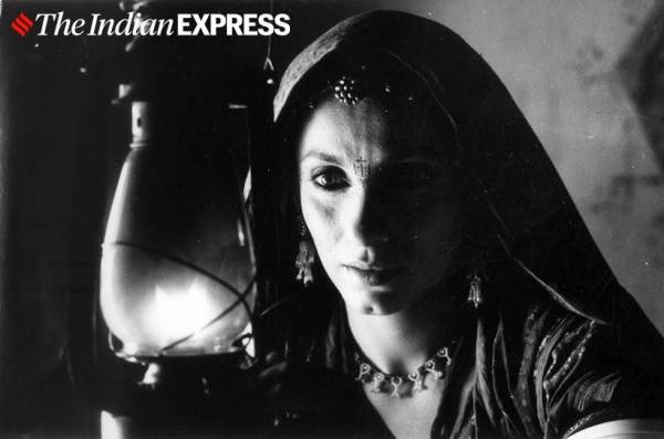 Dimple Kapadia in film Rudaali. (Express Archive Photo)