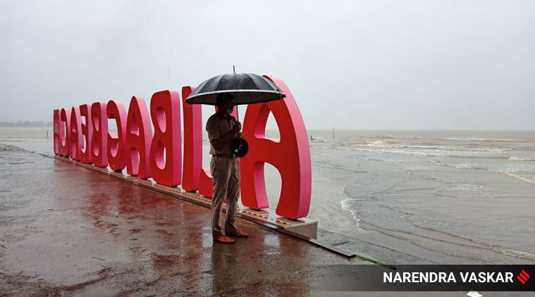 Cyclone Nisarga, Nisarga landfall today, Raigad residents evacuated, Mumbai cyclone Nisarga, Alibagh nisarga, Mumbai news, Indian express