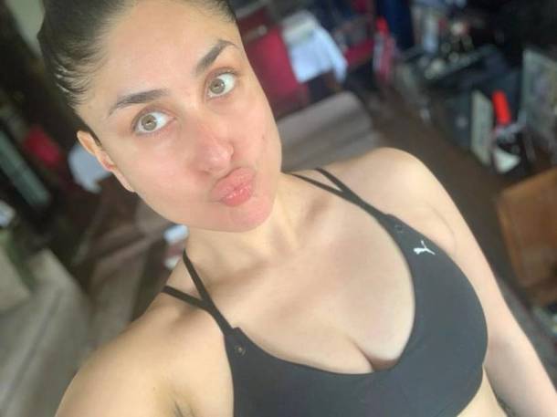 kareena kapoor selfie