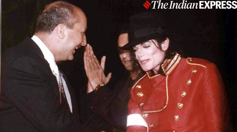 anupam kher with michael jackson photo