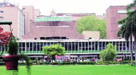Delhi: At AIIMS, 11,000 non-Covid admissions since March 25
