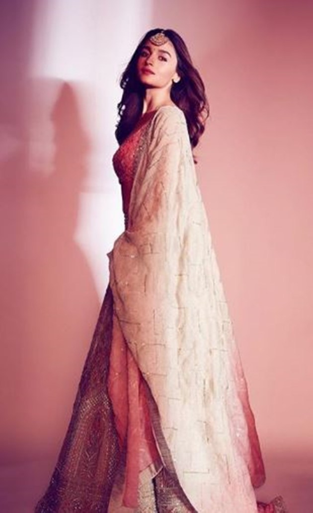 Manish Malhotra, Manish Malhotra world, Manish Malhotra indian designer, Manish Malhotra bollywood indian designer, Manish Malhotra creations beauty