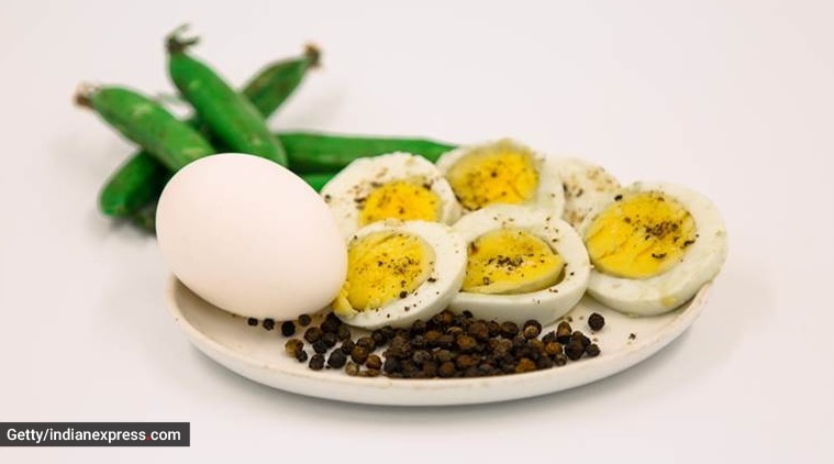 eggs, all about eggs, egg tips, how to cut eggs, how to buy eggs, indianexpress.com, indianexpress, omelette, how to make fluffy omelette, anahita dhondy,