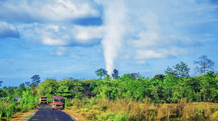 Poor weather condition hampering work to control gas flow from OIL ...