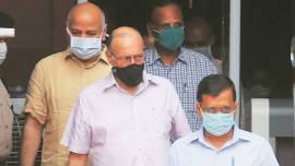 After meeting CM & LG, Shah prescribes: double tests, beds for less in private hospitals