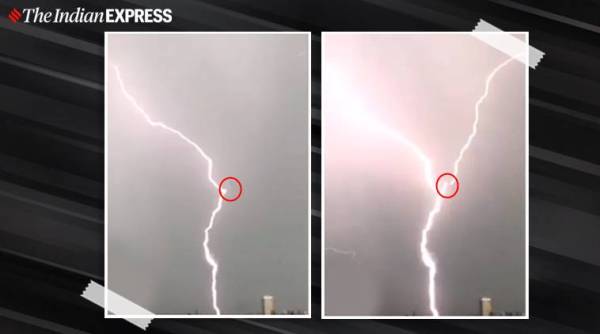plane struck by three lightening London viral video, trending, indian express, indian express news