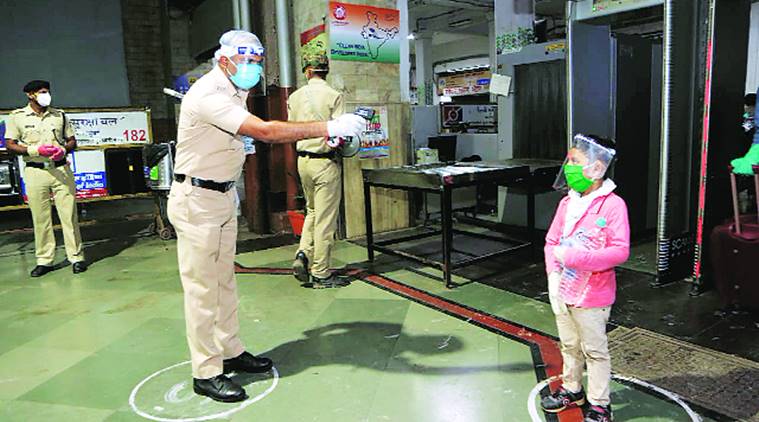 Coronavirus lockdown, Western Railway, passenger trains, Maharashtra news, Indian express news