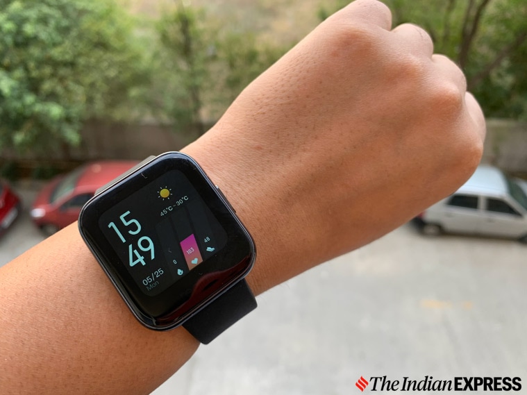 realme smartwatch with camera