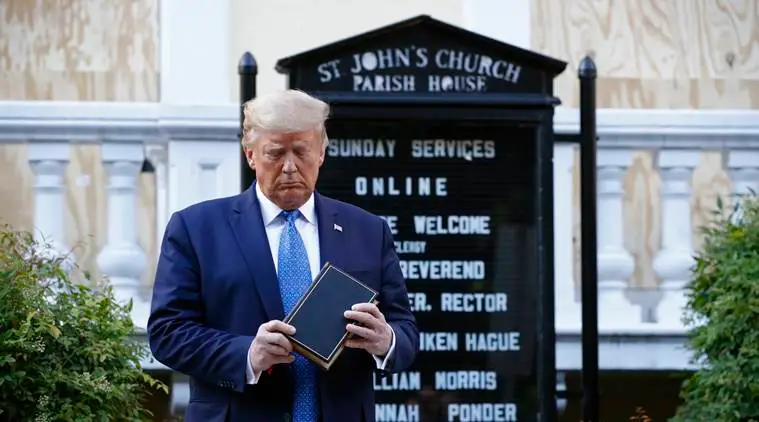 Trump draws criticism for photo-op at Church minutes after protesters are gassed