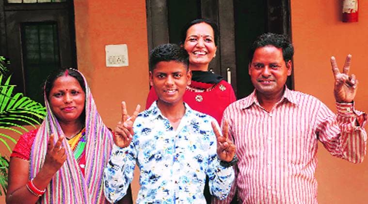 class 10 result, haryana board result, district topper, Kharak Mangoli, indian express news