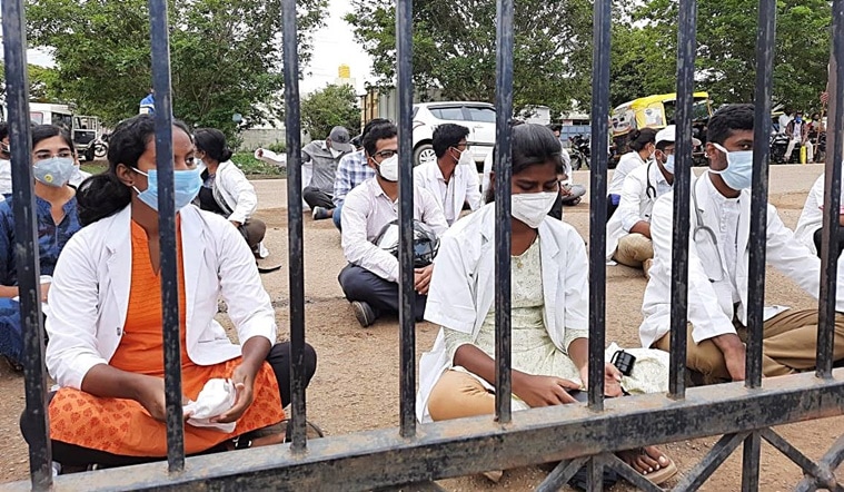 Karnataka doctors strike, Coronavirus Karnataka doctor strikes, Covid-19 Karnataka, AAYUSH doctors strike, indian express