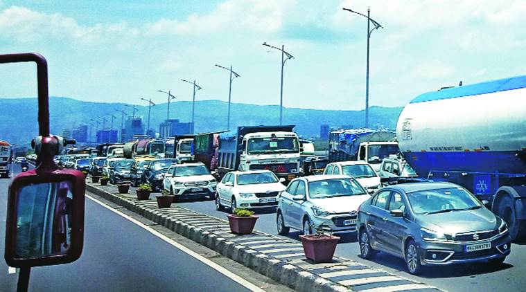 Mumbai traffic, 2km radius rule, vehicle seized, Mumbai news, Indian express news