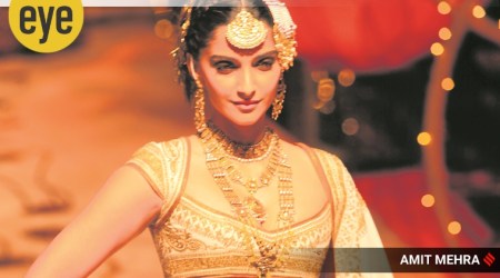 COVID-19, pandemic, coronavirus, FOGO, Fear of Going Out, Rashi Bhimani, Rahul Mishra, face mask, sundayeye, eye2020, indianexpress,