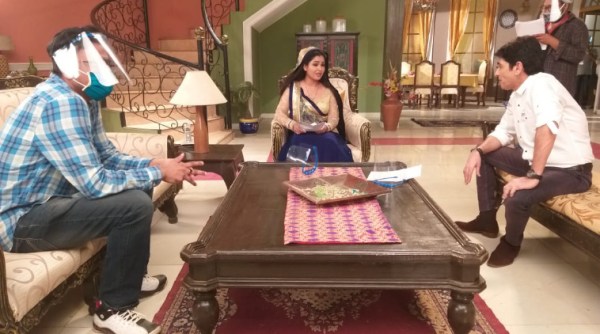 tv actors on set, new normal