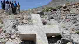 Pakistan, cross in Pakistan, christian cross found in Pakistan, christianity in Pakistan, Pakistan anicient cross, ancient cross found in Pakistan, Pakistan news, Baltistan, Indian express