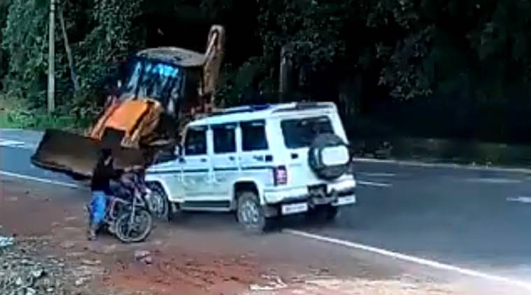 car accident viral video, mahindra bolero, twitter, Kerala