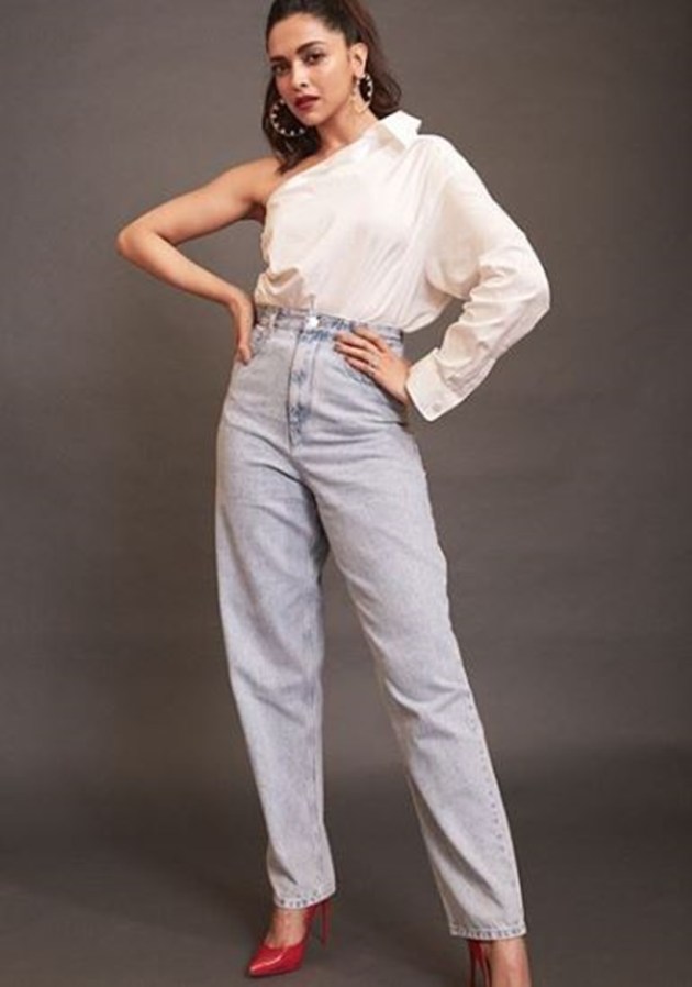 jeans, latest jeans style, latest denim designs, best denim design 2020, denim collection updated 2020, best jeans, bollywood latest photos