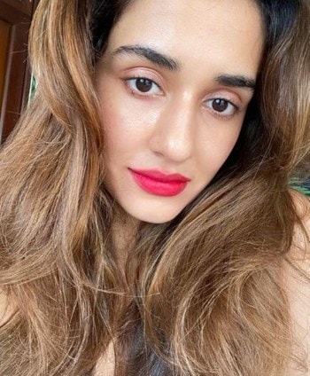 Soft pink eyes to glowing skin: Disha Patani can ace any makeup look | Lifestyle Gallery News,The Indian Express Soft pink eyes to glowing skin: Disha Patani can ace any makeup look | Lifestyle Gallery News,The Indian Express