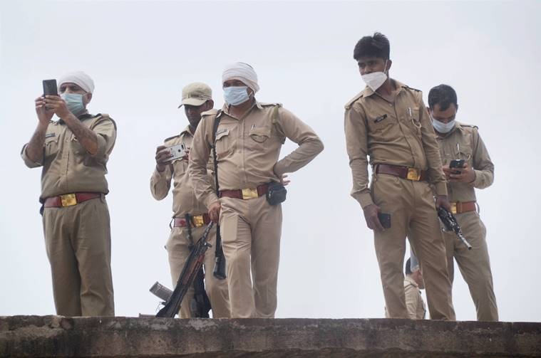 vikas dube encounter, up encounter gangster vikas dubey, up gangster vikas dubey, up news,