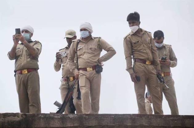 vikas dubey encounter, vikas dubey shot dead, vikas dubey up police, kanpur encounter, uttar pradesh police, yogi adityanath, indian express news