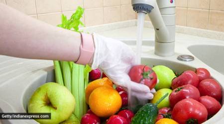 cleaning fruits vegetables