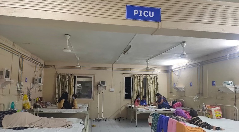 pune hospiyals, Sassoon hospital pune, man dies in pune due to bed scarcity, pune icu beds shortage, indian express news