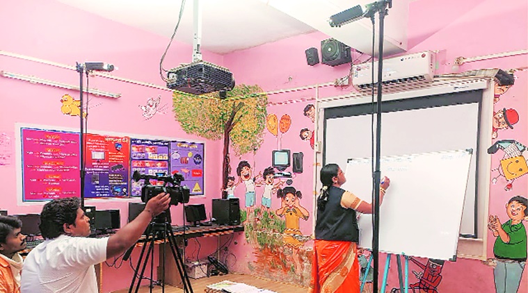 covid-19 in maharashtra, covid lockdown, online classes in maharashtra, karad municipal school, karad municipal school uses cable tv to air classes, cable tv for classes, indian express news