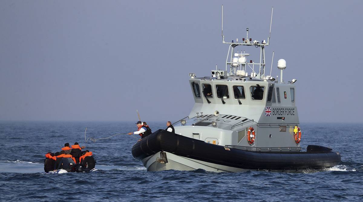 english channel, migrants crossing into england, priti patel migrants, world news, latest news, indian express