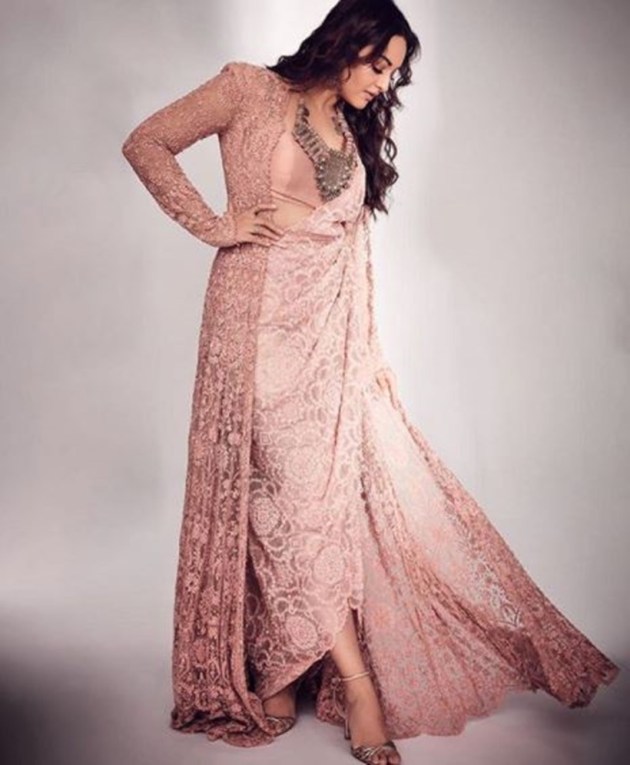 sonakshi sinha, sonakshi sinha photos, sonakshi sinha latest photos, sonakshi sinha saris, sari collection 2020, sari style 2020