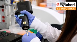 FILE PHOTO: A scientist at RNA medicines company Arcturus Therapeutics research a vaccine for the novel coronavirus (COVID-19) at a laboratory in San Diego no alt set