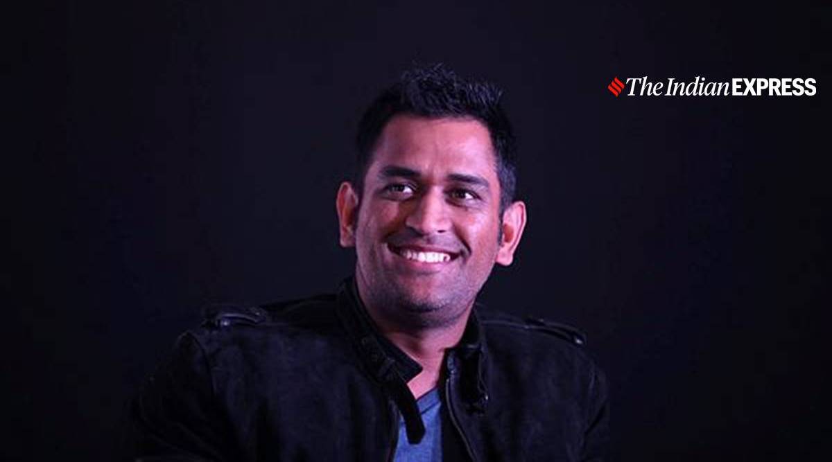 bollywood on dhoni retirement