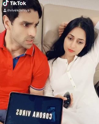 Divyanka, Vivek tik tok