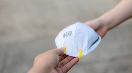 Covid crisis, Chandigarh Police, distribute masks, Chandigarh news, Punjab news, Indian express news