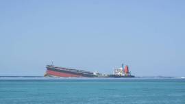 Ship leaking tons of oil off Mauritius has split apart